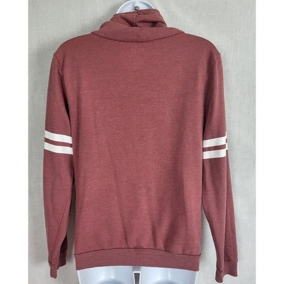 " Breaking News, I Don't Care" Women's M Sweatshirt Boat Neck Mauve by On Fire - Picture 3 of 4